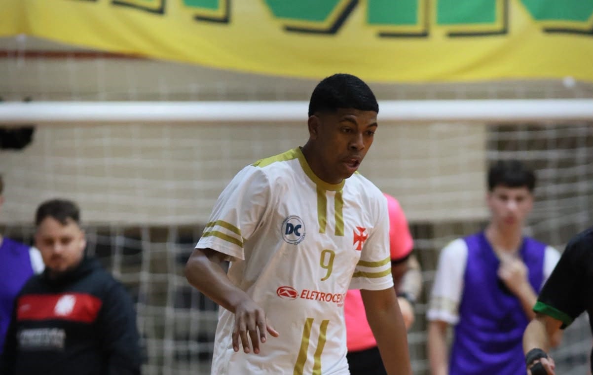 Entre os quatro melhores do Estado: alegretense vive momento decisivo na Liga Gaúcha de Futsal Sub-17