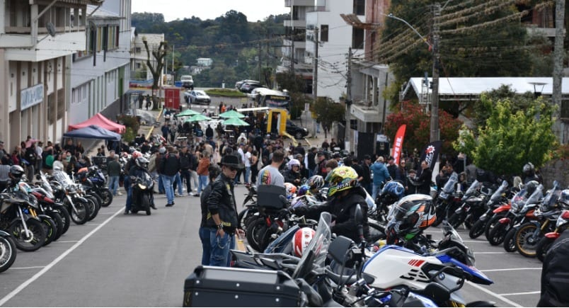 Mais de mil motociclistas e avaliação positiva marcam resultados do 1º MotoMel