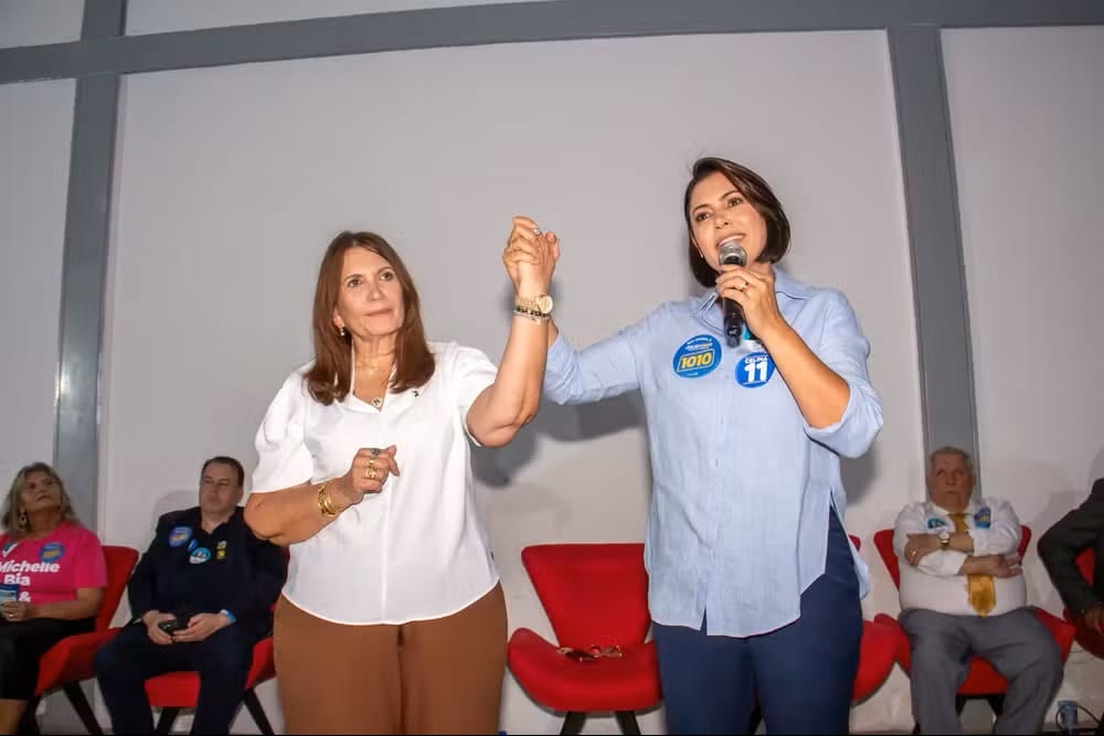 Michelle Bolsonaro e Bia Kicis são eleitas senadoras pelo DF