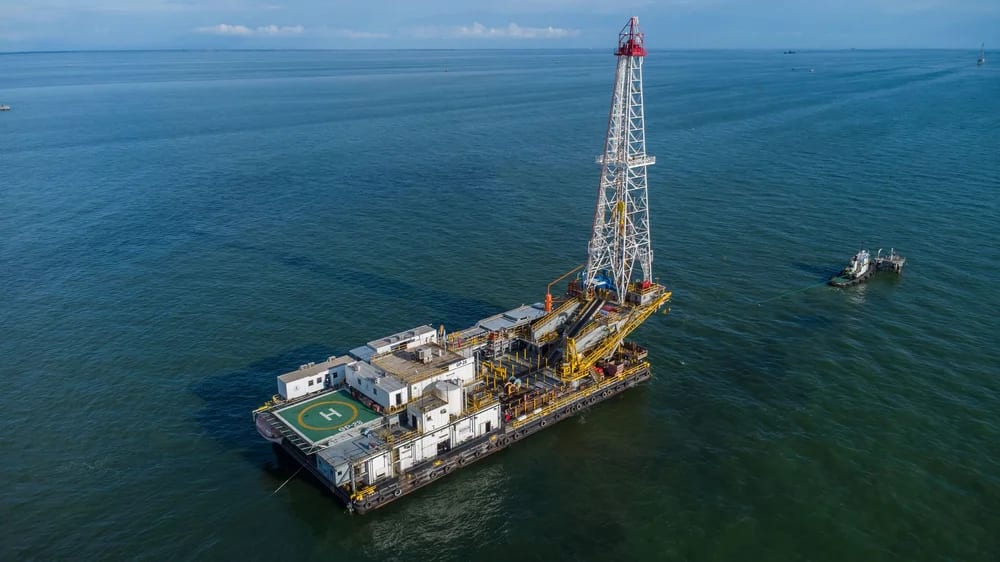 Empresa dos EUA assume campos de petróleo na Venezuela, anuncia Casa Branca