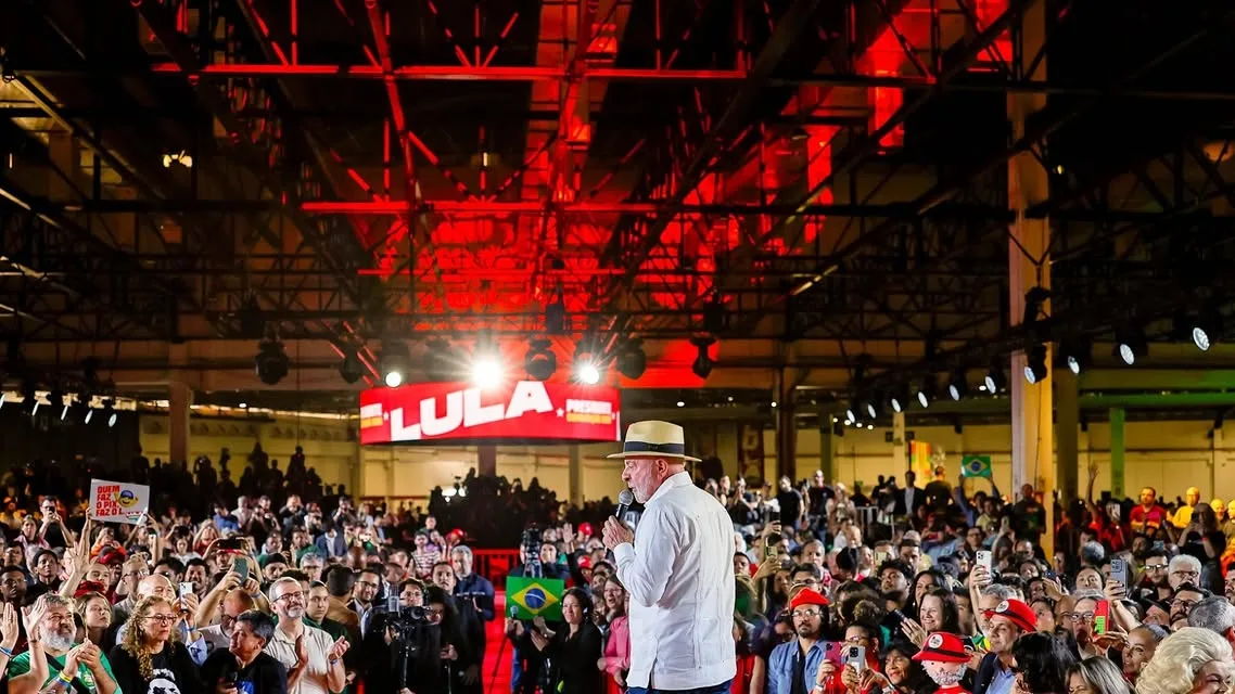 Lula lança candidatura à reeleição com foco em soberania nacional
