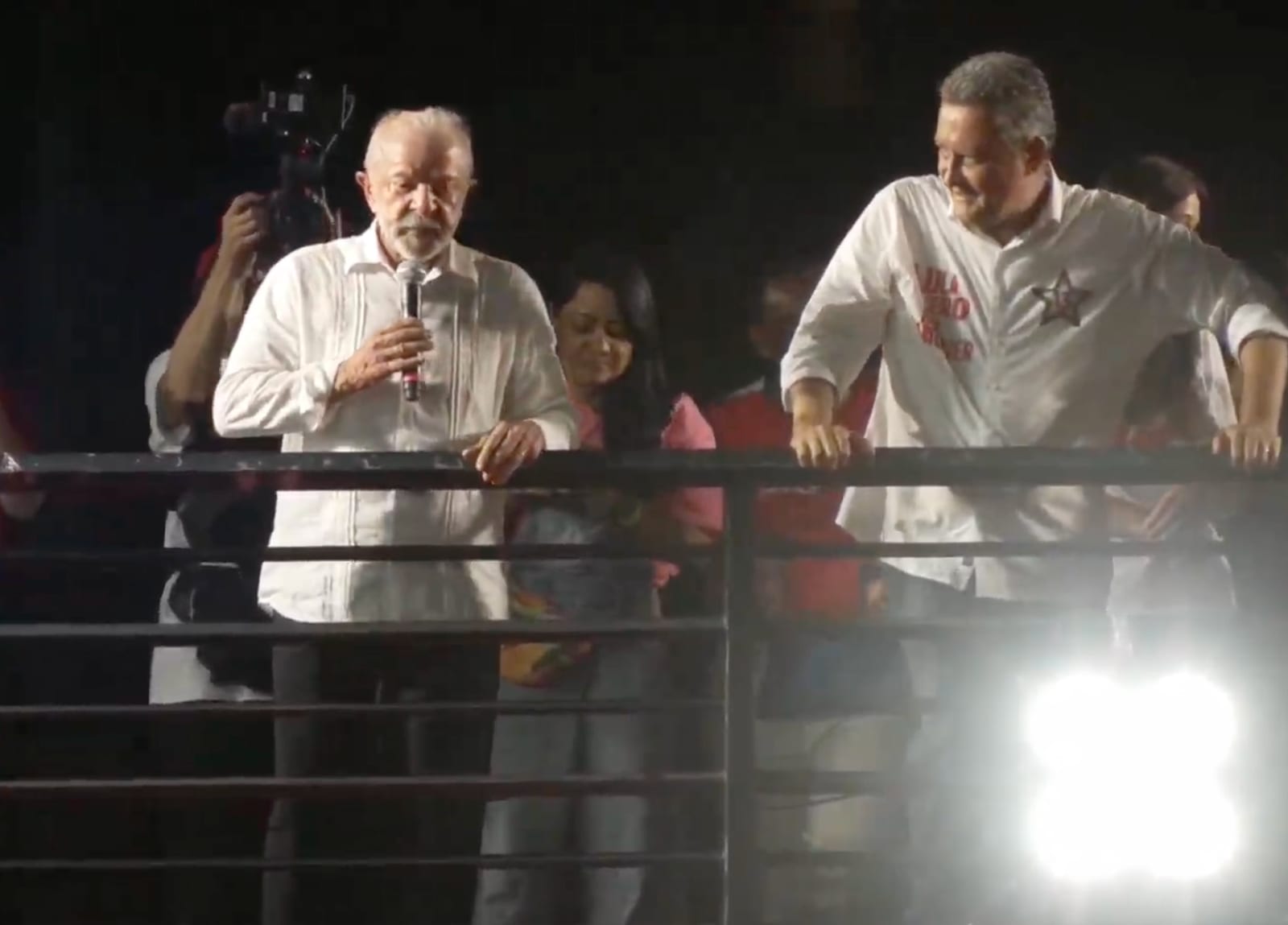 Lula pede votos para Wagner e Rui para acabar com 'orçamento secreto'