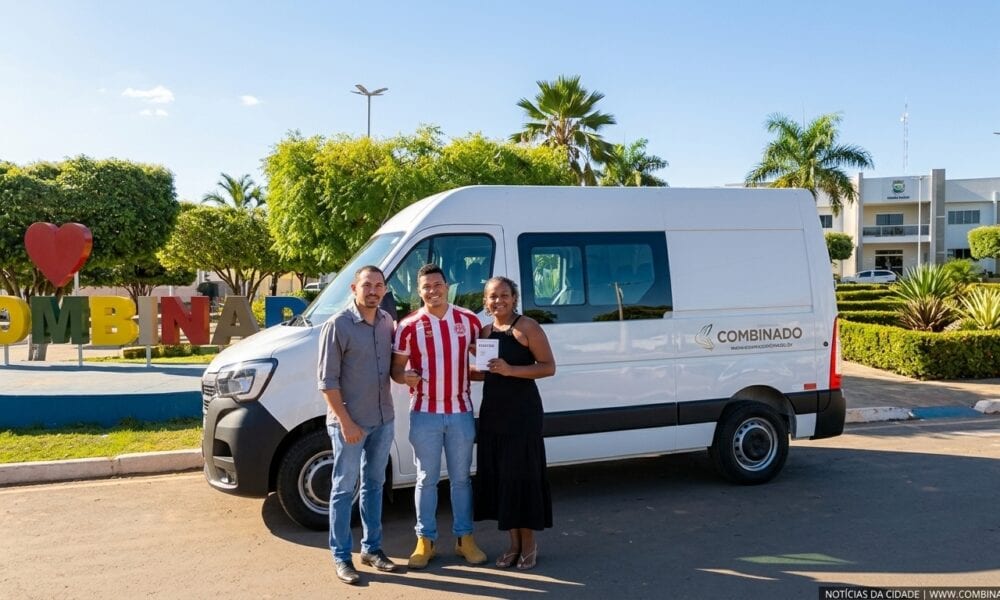 Prefeito Dione do Pastel entrega van zero km para a saúde de Combinado