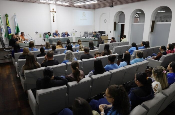 Câmara de Palmeira arquiva projeto a pedido da prefeitura