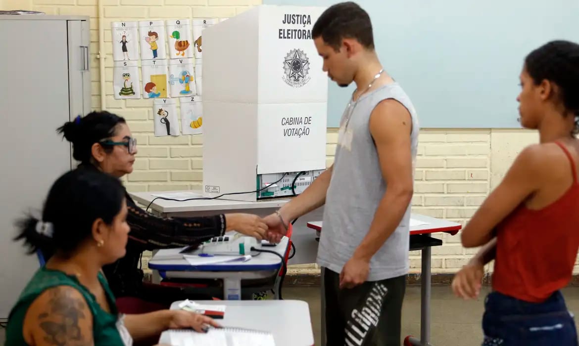 Quem não fez biometria pode votar em 2026; cadastro está fechado até 3/11/2026