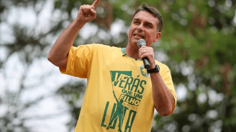 Flávio Bolsonaro vence em Araras com 64,59% dos votos