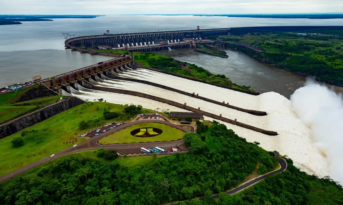 EUA fecham acordo com Paraguai para usar energia de Itaipu