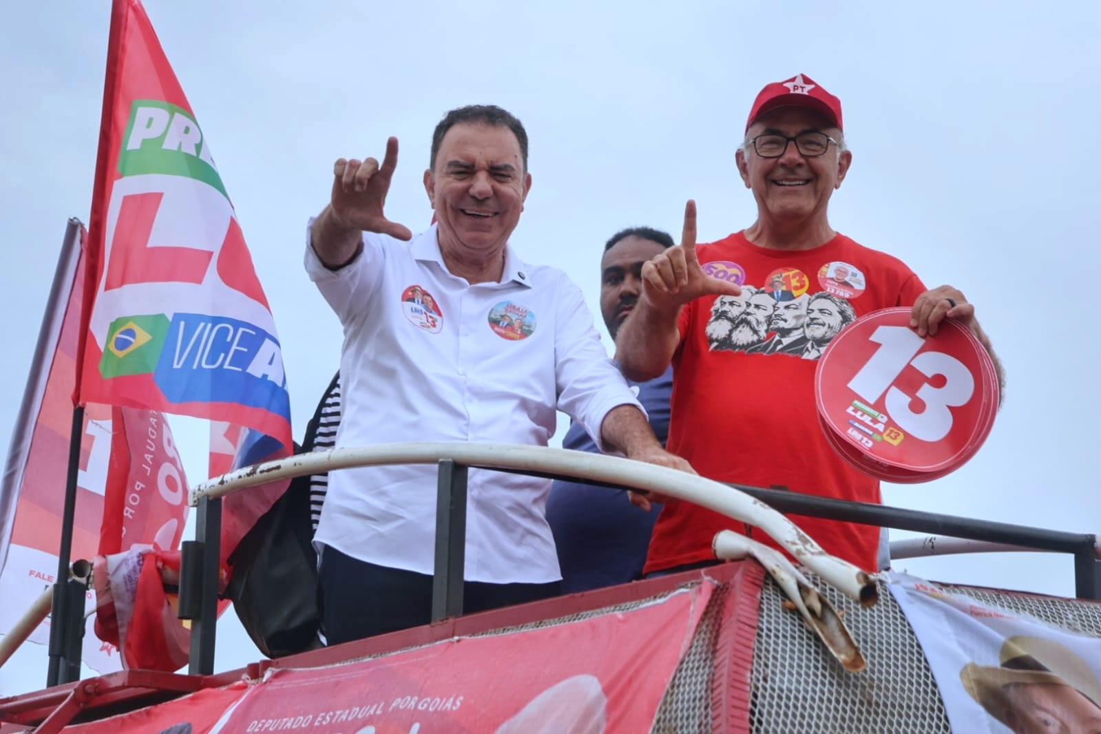 Luis Cesar Bueno participa de carreata na Região Norte de Goiânia