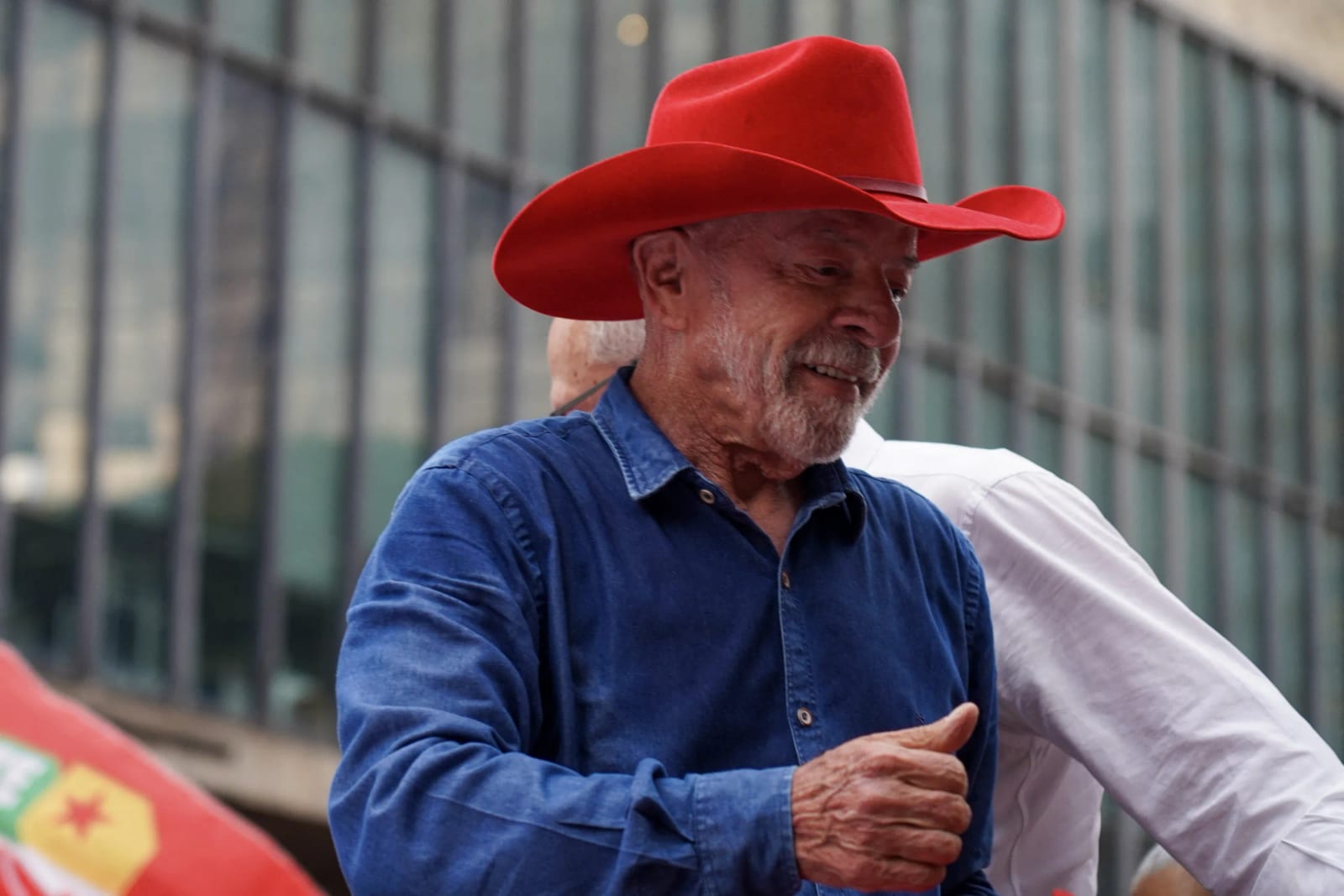 Lula ampliou vitória sobre Flávio Bolsonaro em quase 10 pontos na Nova Zelândia no segundo turno