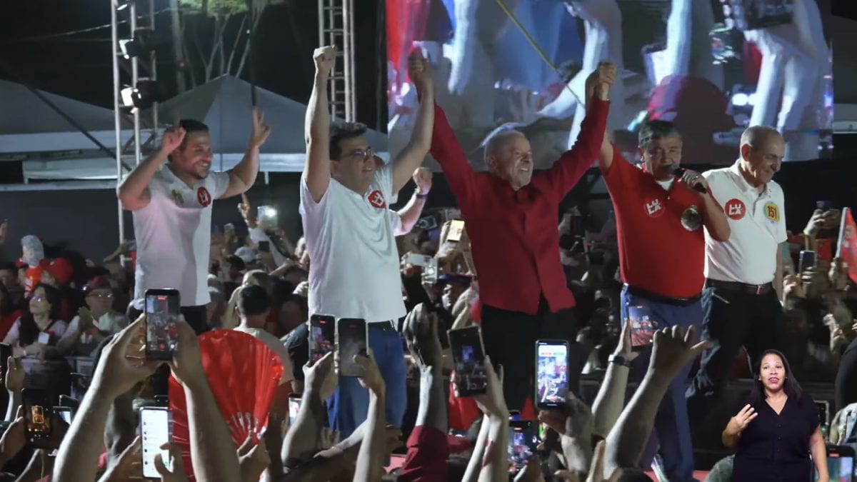 Lula visita obras do VLT e participa de ato com Fonteles no Piauí