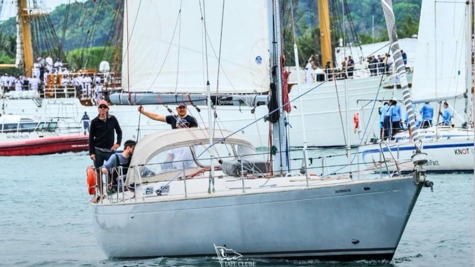 Com Torben Grael em busca do nono título, 76ª edição da Regata Santos-Rio tem largada no litoral paulista