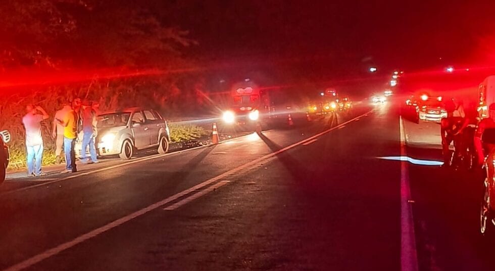 Motociclista morre após colisão frontal com carro durante ultrapassagem a 32 Km de Presidente Prudente