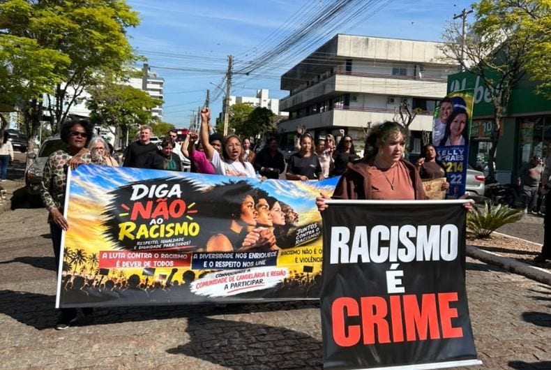 Manifestação contra o racismo reúne moradores e comércio em Candelária