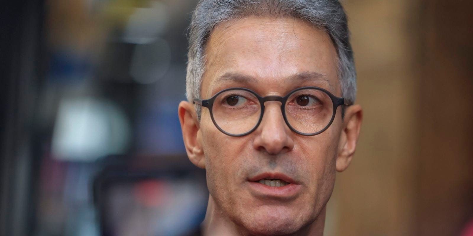 Tribunal Eleitoral de Minas vai apurar uso de celular por Zema na urna