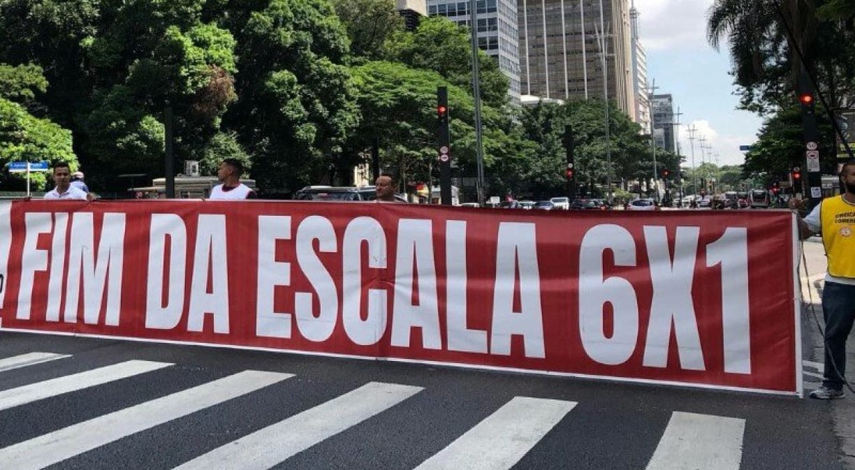 Congresso joga redução da jornada 6x1 no fogo da eleição e estraga oportunidade de definir importante mudança nas relaçõ