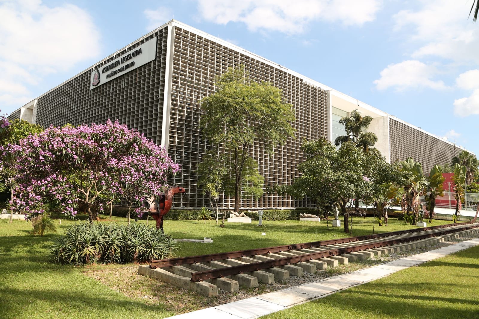 Veja lista completa dos 94 deputados estaduais eleitos em São Paulo