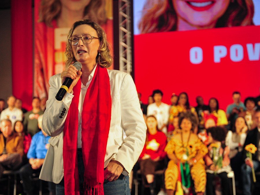 Justiça determina remoção de trechos ofensivos a Maria do Rosário de vídeo