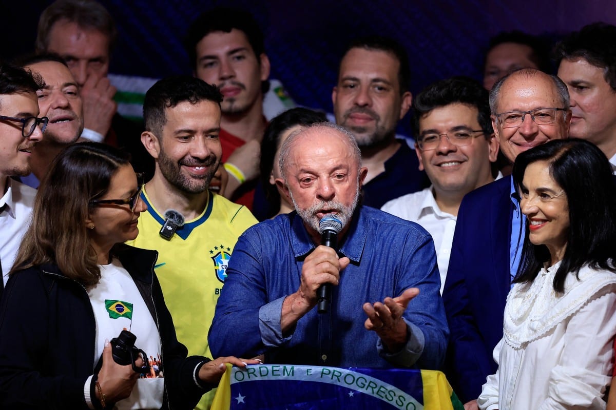 Lula diz que vai governar para todos e promete diálogo com Congresso após reeleição