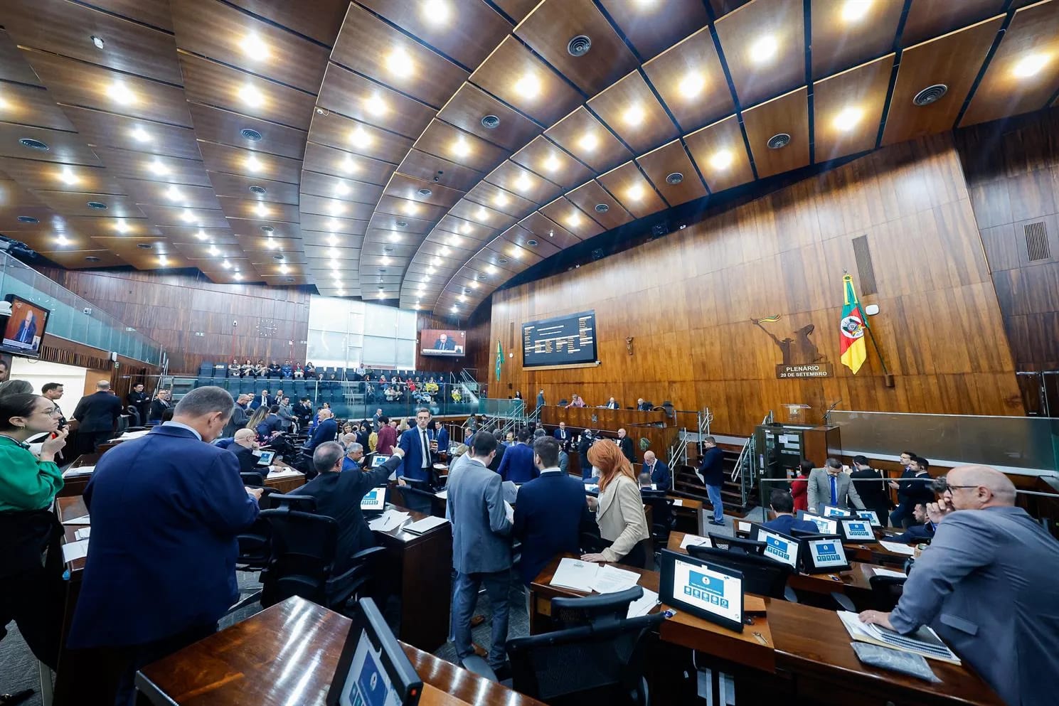 Campo progressista perde 309 mil votos para a Assembleia do RS entre 2022 e 2026