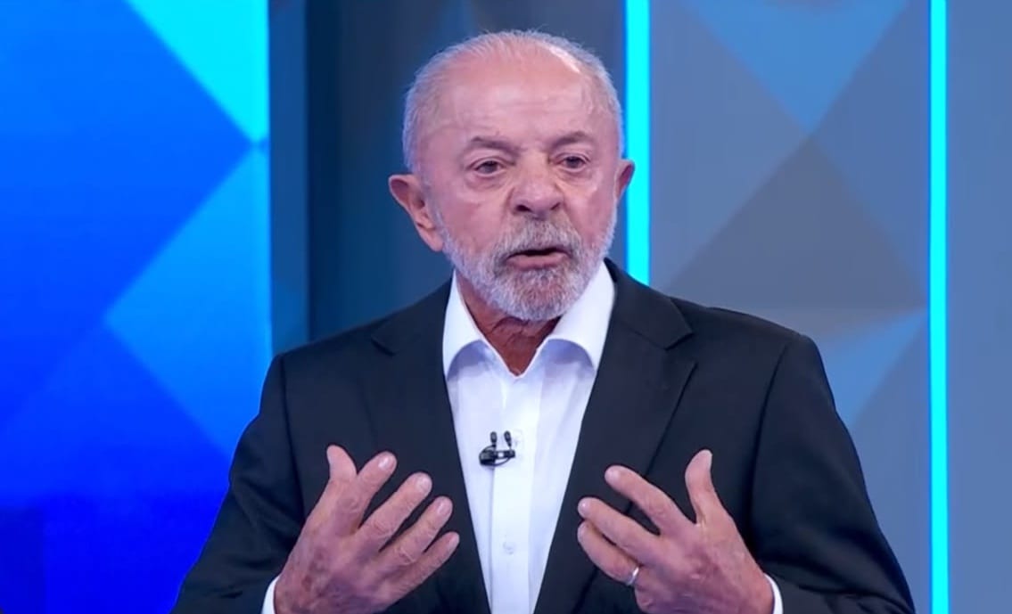Lula reage a “9 dedos” e chama Flávio de “miliciano” no debate