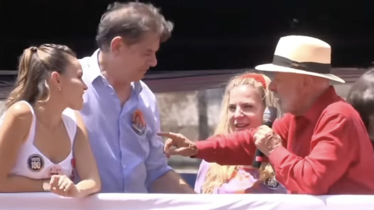 Lula esquece número de urna de Cid Gomes em ato no Ceará