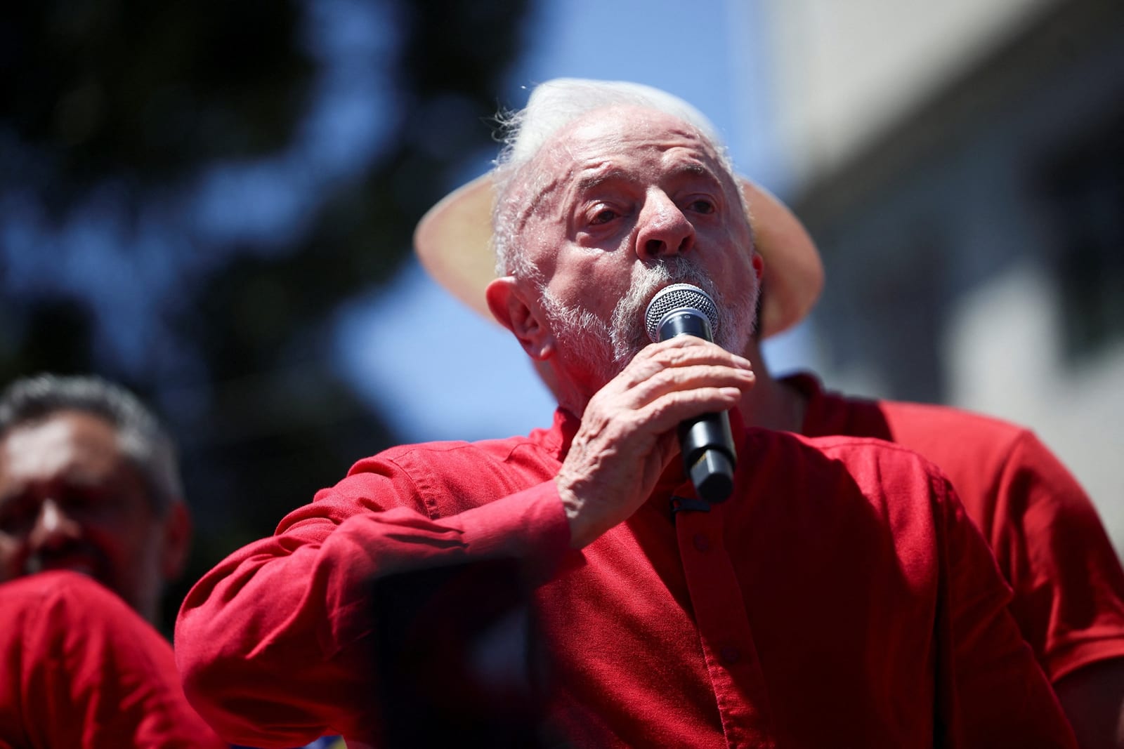 ETF de ações brasileiras em Tóquio desaba quase 13% após Lula vencer eleição