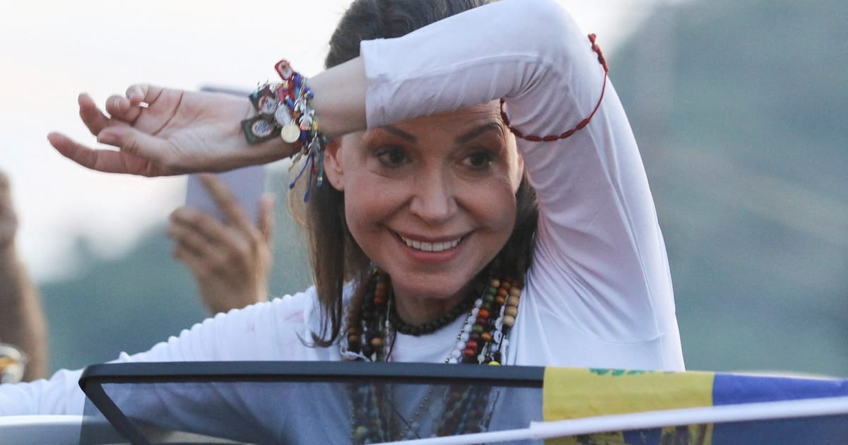 Após retorno de líder da oposição, presidenta interina da Venezuela diz esperar que diálogo ofereça espaço para todas as