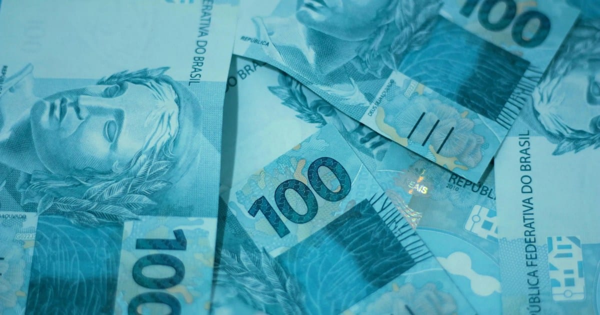 Expectativa por Pesquisa Eleitoral Impulsiona Juros Futuros
