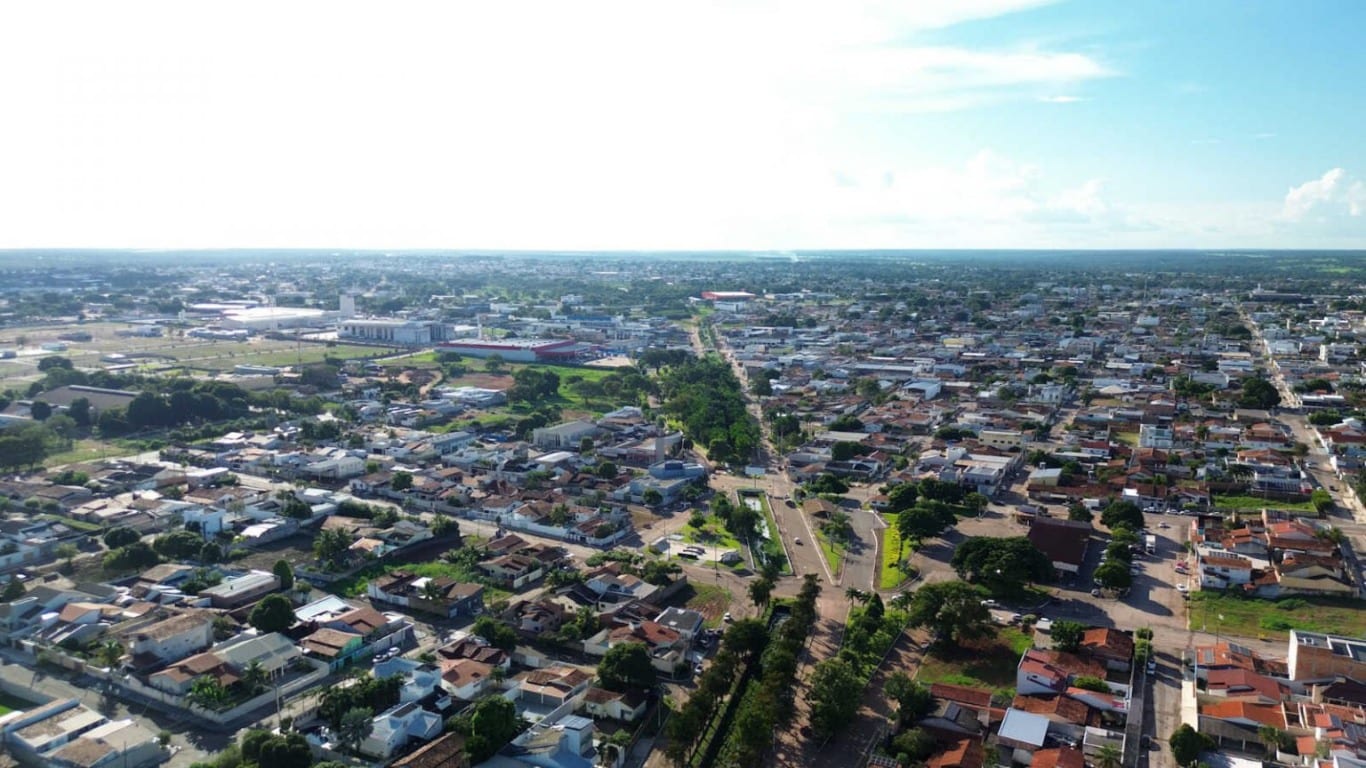 TCE aponta risco de pagamento em dobro por sinalização de ruas em contratos de R$ 26 milhões em cidade do TO