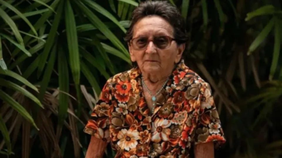 Tânia Maria pede que idosos votem nas eleições