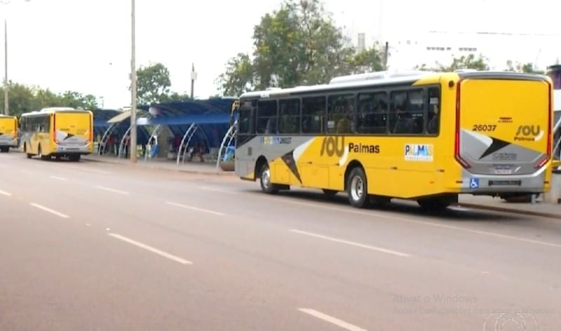 ELEITORES COM MOBILIDADE REDUZIDA TERÃO TRANSPORTE GRATUITO E ACESSÍVEL NOS DOIS TURNOS