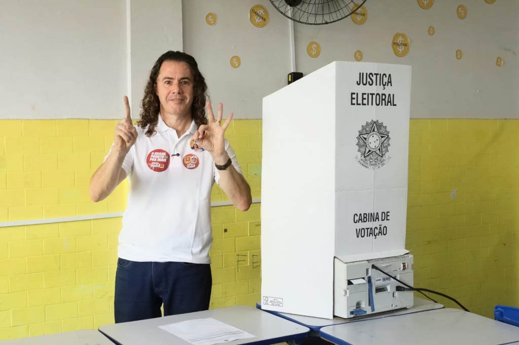 Veneziano fala em “levante cívico” e diz estar confiante na vitória de Lula