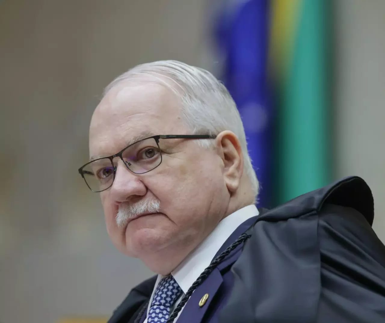 Presidente do Supremo dá cinco dias para que Mendonça, Moraes, Procuradoria-Geral e Polícia Federal prestem informações