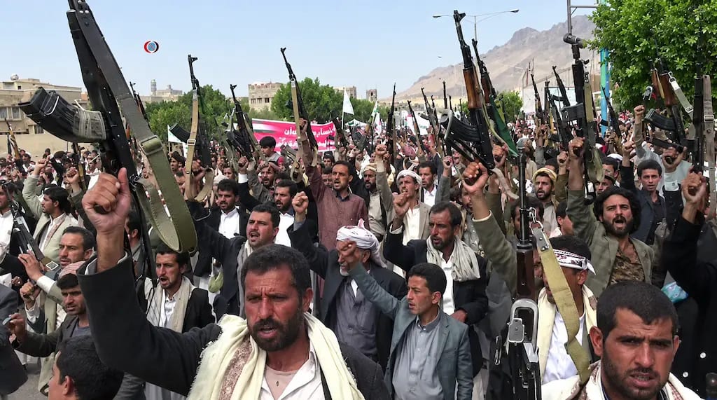 Houthis alertam sobre novos ataques a aeroportos sauditas em meio à escalada do conflito no Iêmen