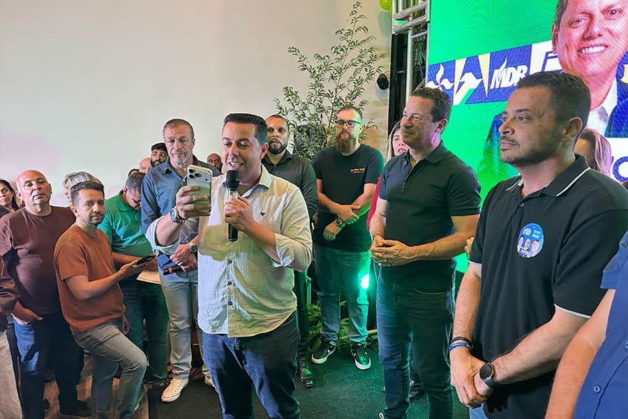 Eduardo Nóbrega lança campanha à reeleição em Taboão da Serra