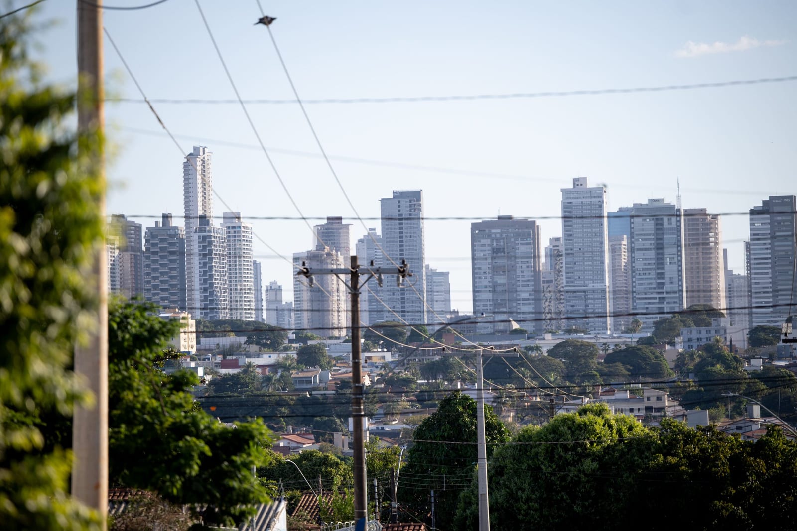 Goiânia completa 93 anos e Equatorial Goiás amplia a infraestrutura elétrica para acompanhar o crescimento da capital