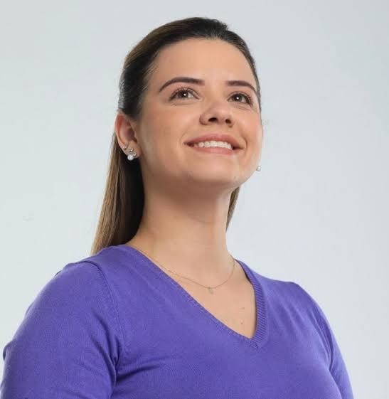 Dayse Silva lidera manifestações de apoio nas redes e ganha destaque para 2028 em Caruaru