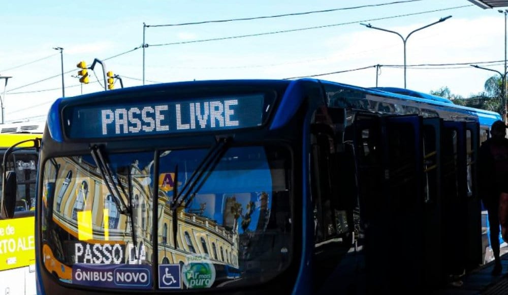 Após fim da escala 6x1, Lula anuncia proposta de passe livre nos finais de semana em todo o Brasil