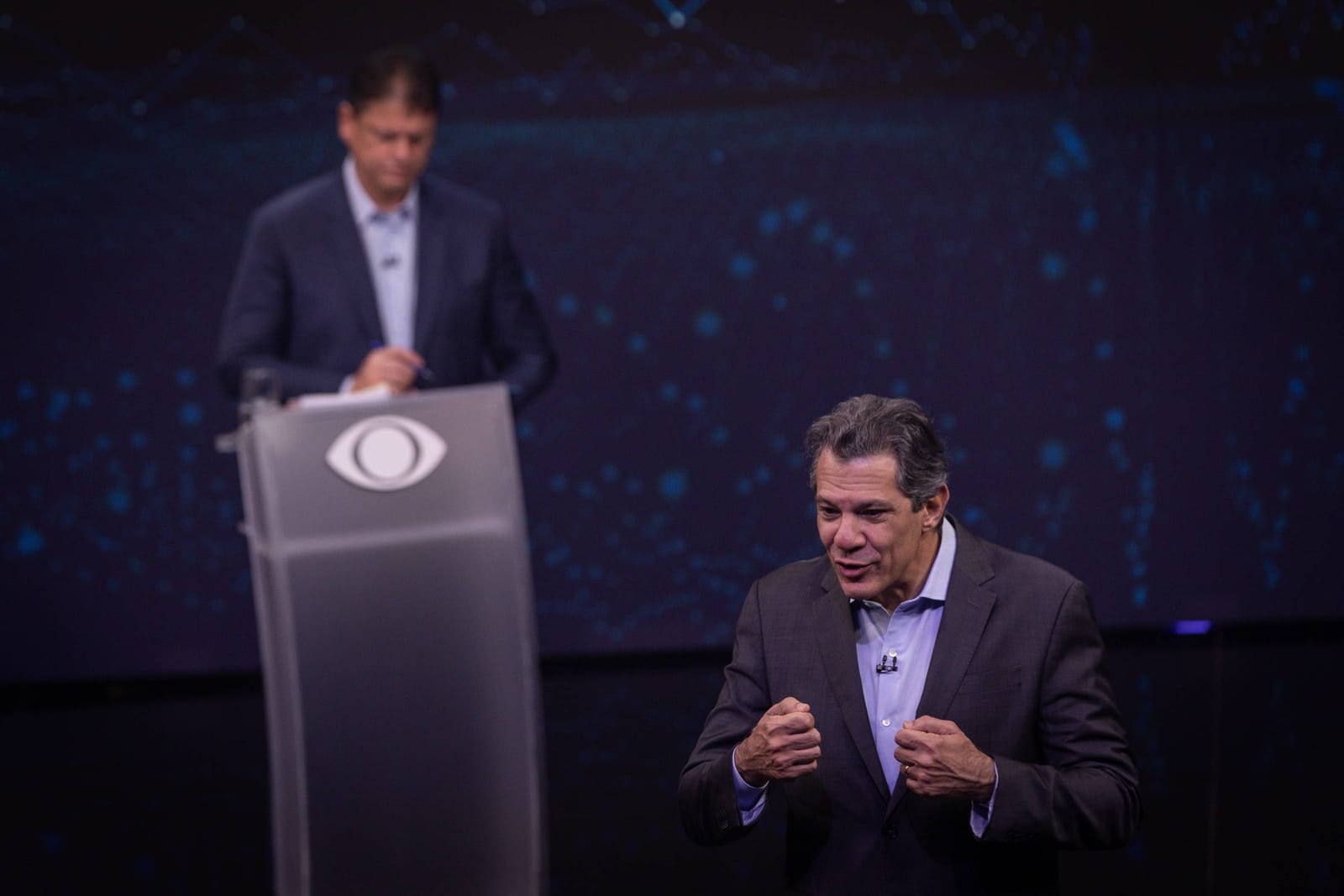 Haddad cita pensões no debate; tema vira bandeira de Lula
