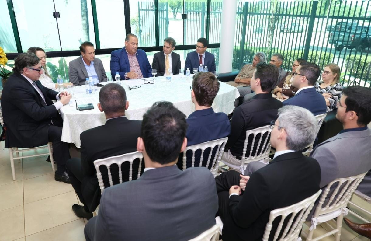 Eduardo Gomes diz que equilíbrio entre Poderes fortalece instituições