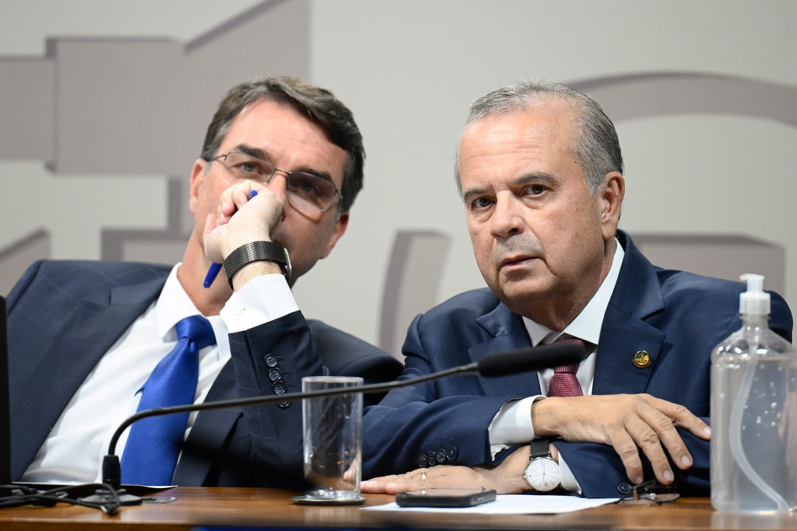 De Miami, Flávio pede mobilização para eleger Marinho presidente do Senado