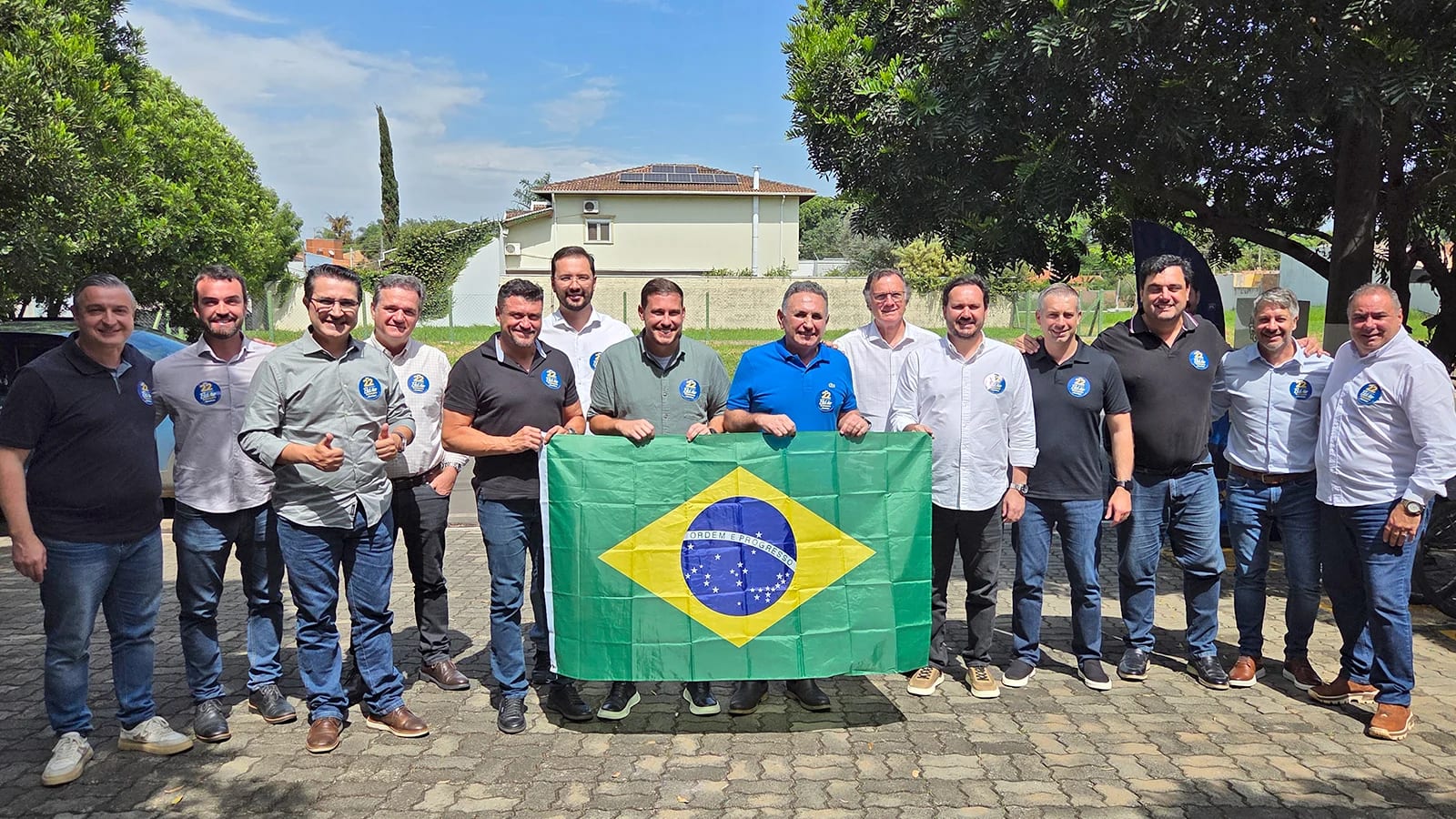 Eleito em chapa para o Senado, Fernando Godoy mobiliza prefeitos da região em favor de Flávio Bolsonaro