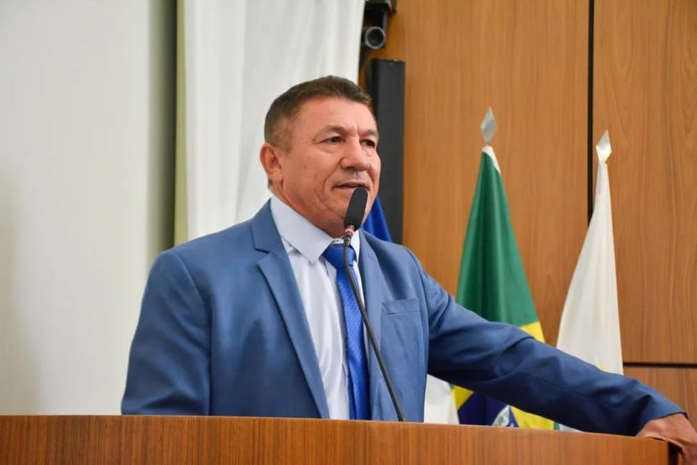 Vereador Márcio Reis requer melhoria nas estradas vicinais que dão acesso à comunidade do Vão do Lageado