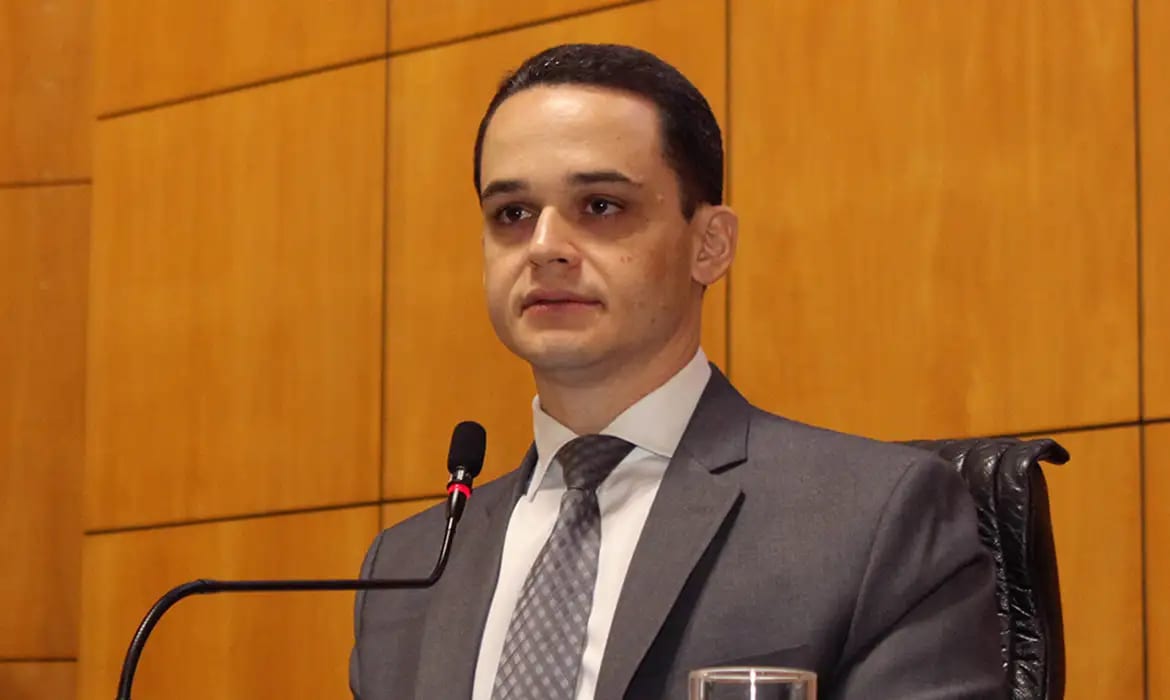 Lorenzo Pazolini é eleito governador do Espírito Santo após disputa no segundo turno