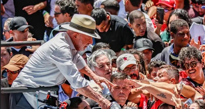 Lula volta a se aconselhar com Jacques Wagner