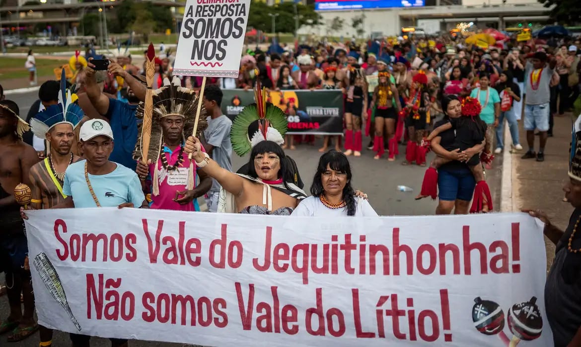 Pesquisa: 54% dos projetos no Congresso são contra direitos indígenas