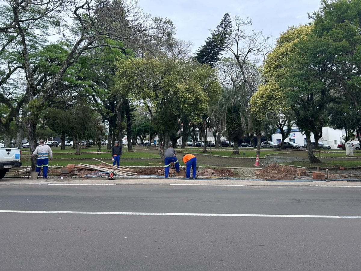 Prefeitura inicia obra para instalação de contêiner de apoio aos motoboys em Santa Cruz