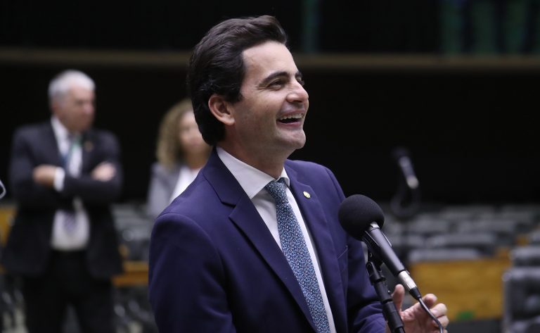 PL 1852/26 cria política nacional de avaliação e premiação de servidores