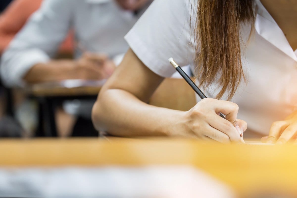 RS tem 19 concursos públicos com inscrições abertas; salários chegam a R$ 20 mil