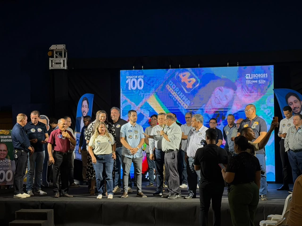 Eli Borges reúne mais de 1,5 mil evangélicos em Palmas e recebe apoios nacionais